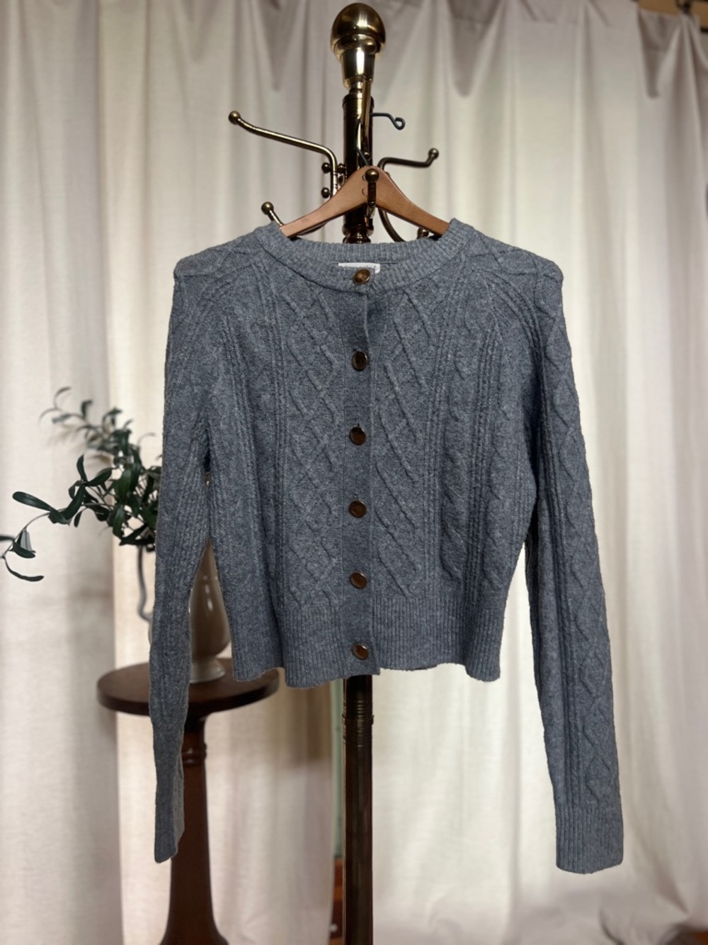 Universal Thread Gray Cable-Knit Button-Front Cardigan NWOT